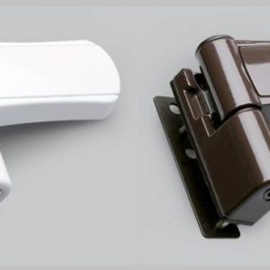 Замовити надійні петлі для пластикових дверей